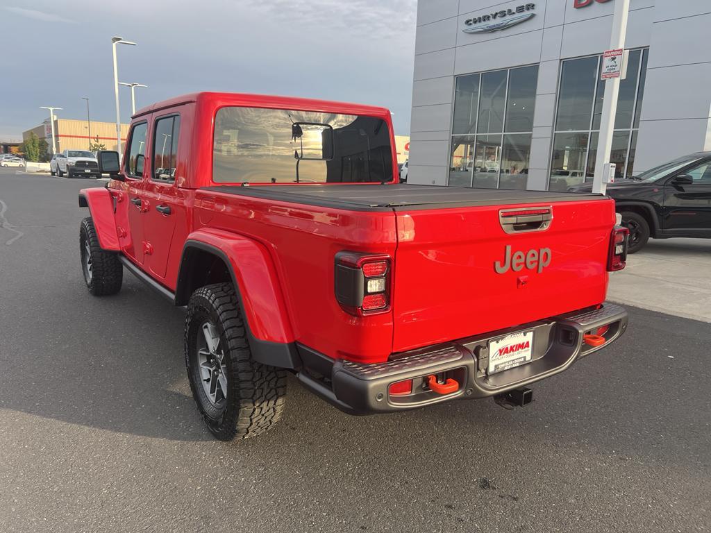 new 2025 Jeep Gladiator car, priced at $57,634