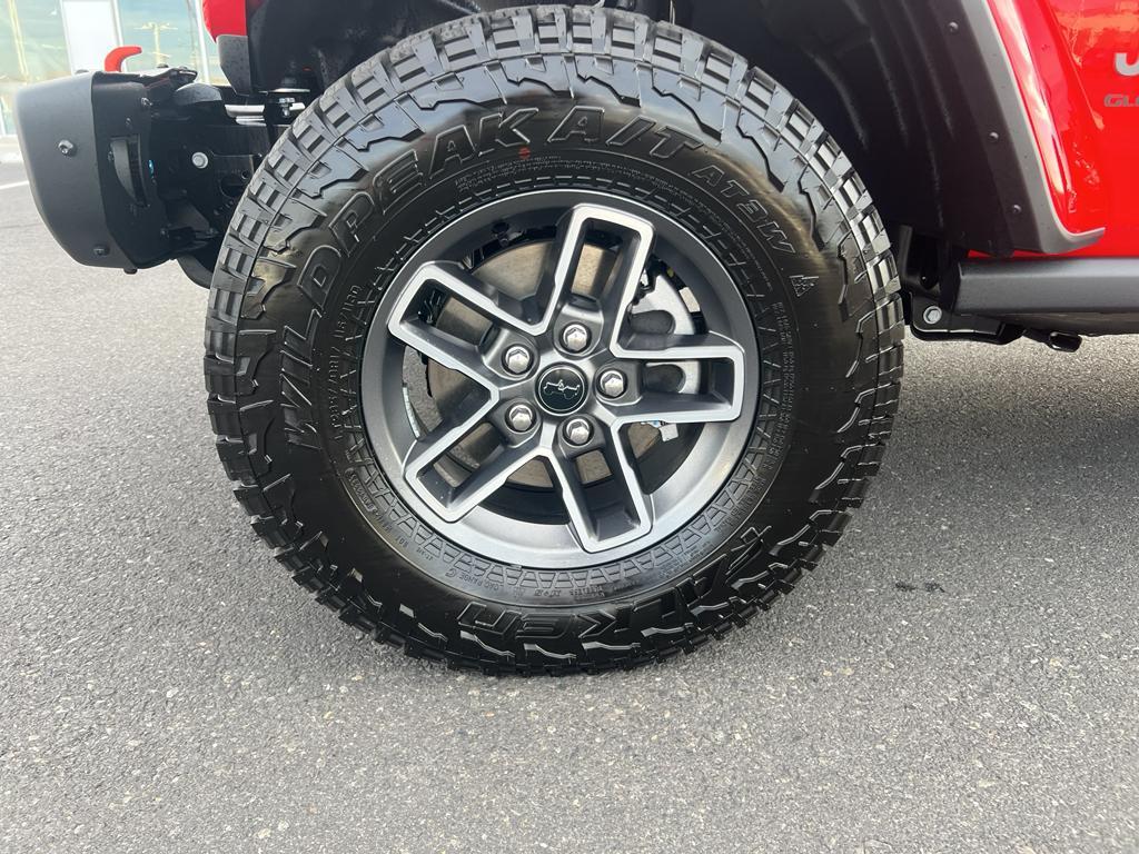 new 2025 Jeep Gladiator car, priced at $57,634