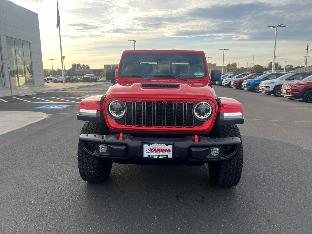 new 2025 Jeep Gladiator car, priced at $57,634