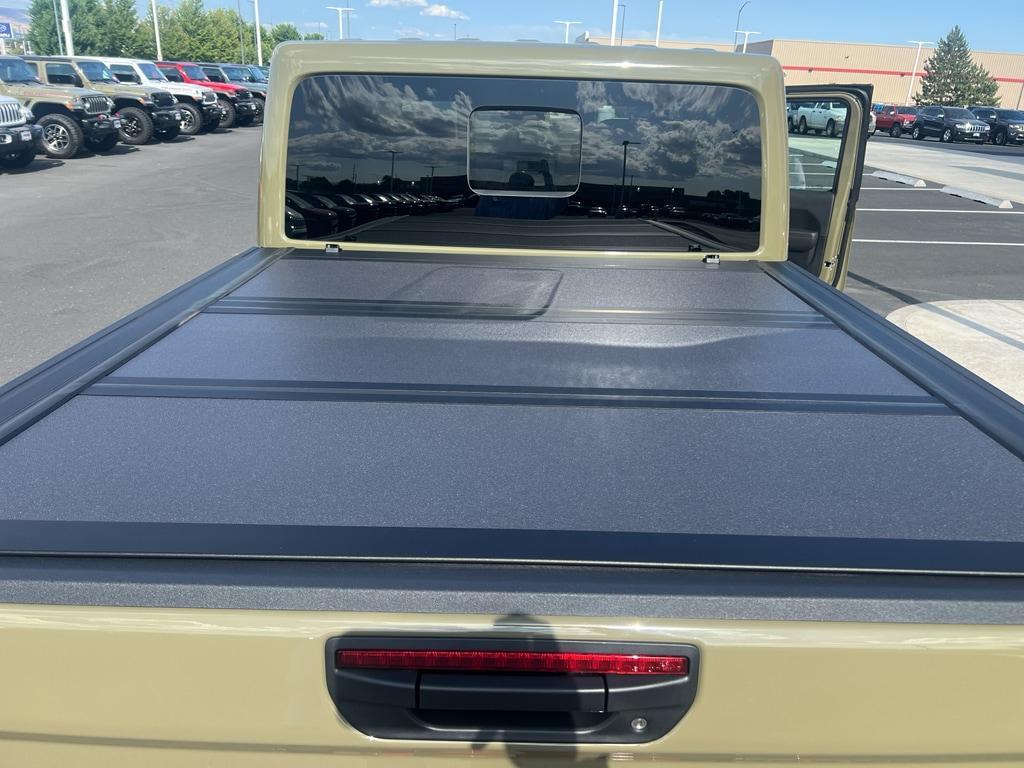 new 2025 Jeep Gladiator car, priced at $54,221