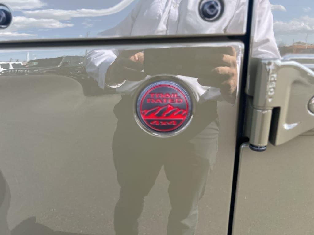 new 2025 Jeep Gladiator car, priced at $54,221