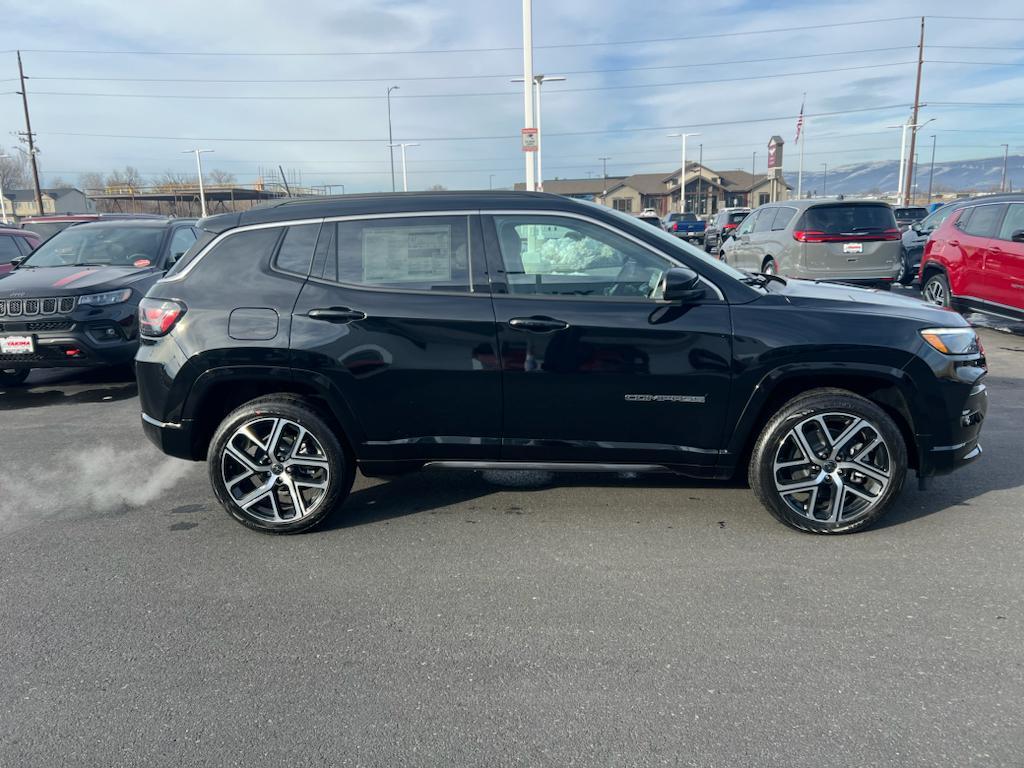 new 2025 Jeep Compass car, priced at $34,024