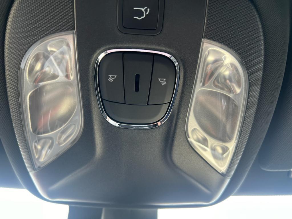 new 2025 Jeep Compass car, priced at $34,024