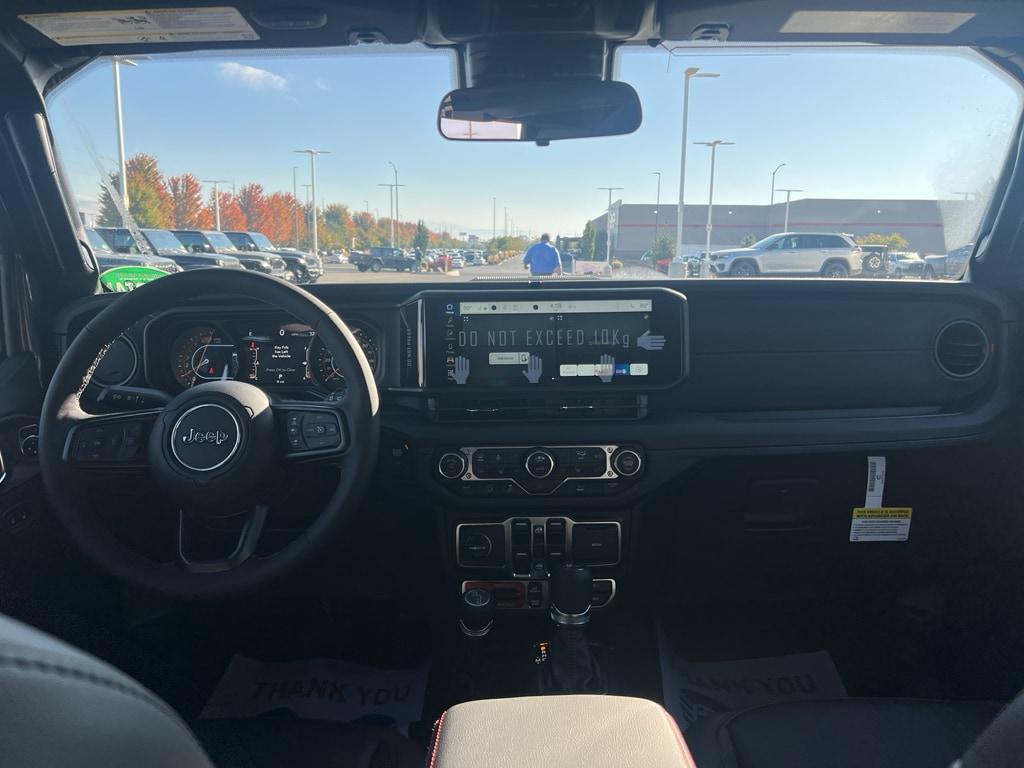 new 2025 Jeep Wrangler car, priced at $61,538
