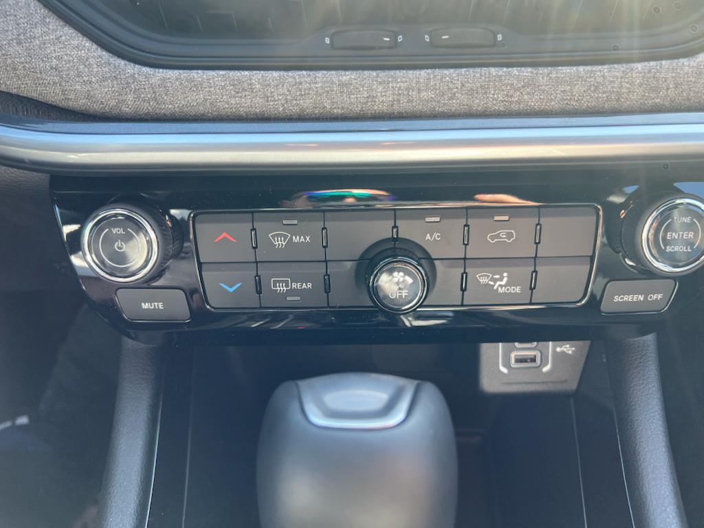 new 2025 Jeep Compass car, priced at $29,765