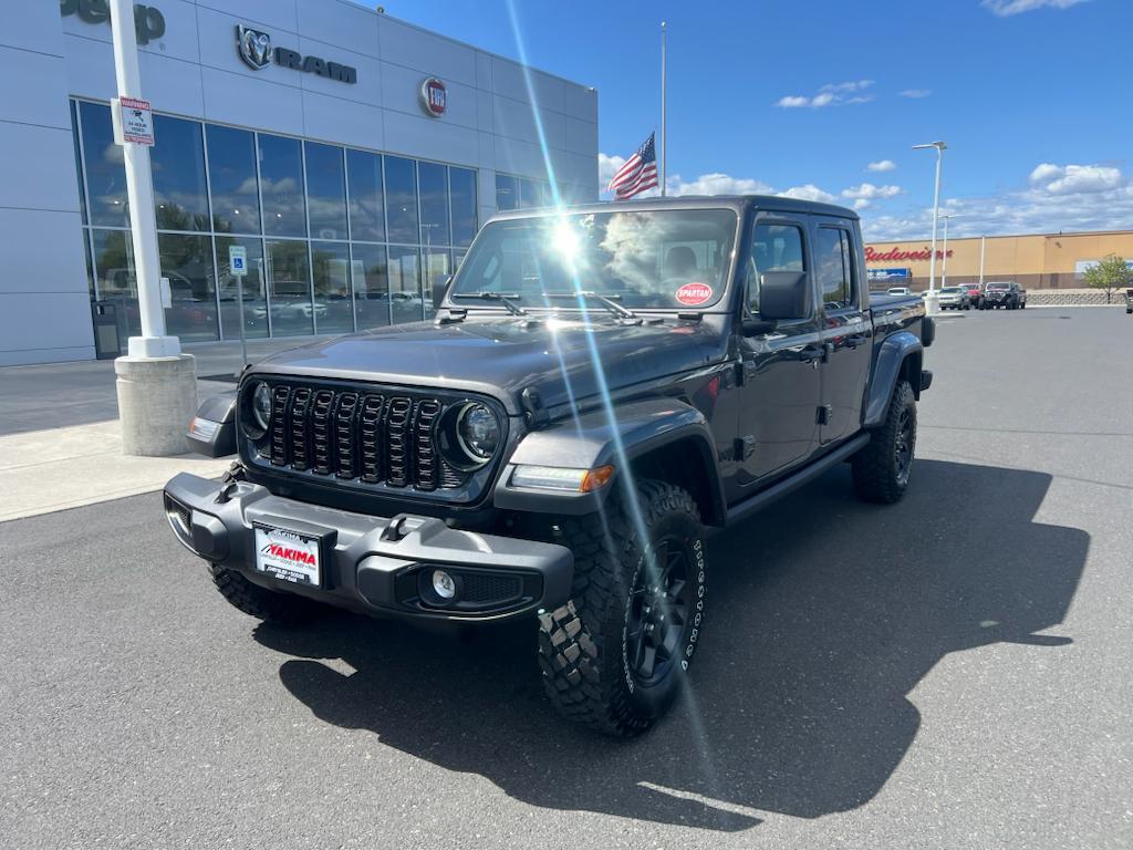 new 2025 Jeep Gladiator car, priced at $47,055
