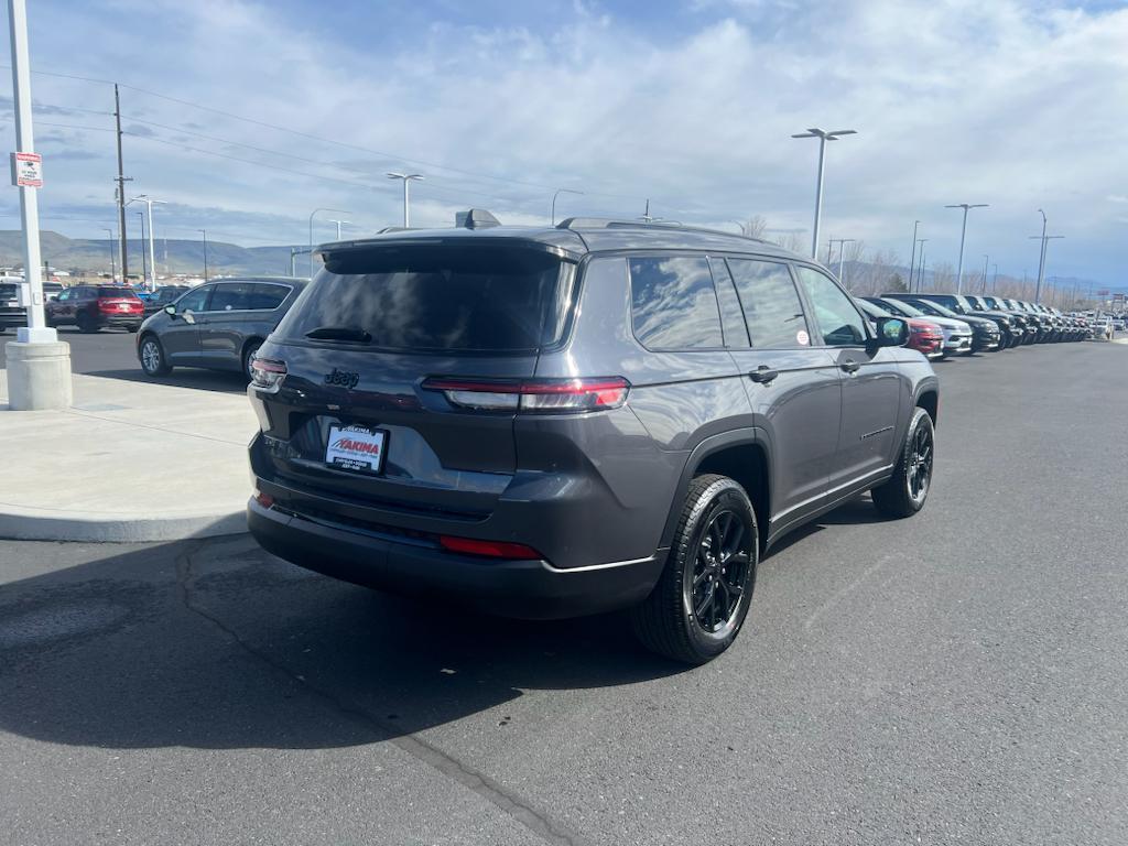 new 2025 Jeep Grand Cherokee L car, priced at $45,455