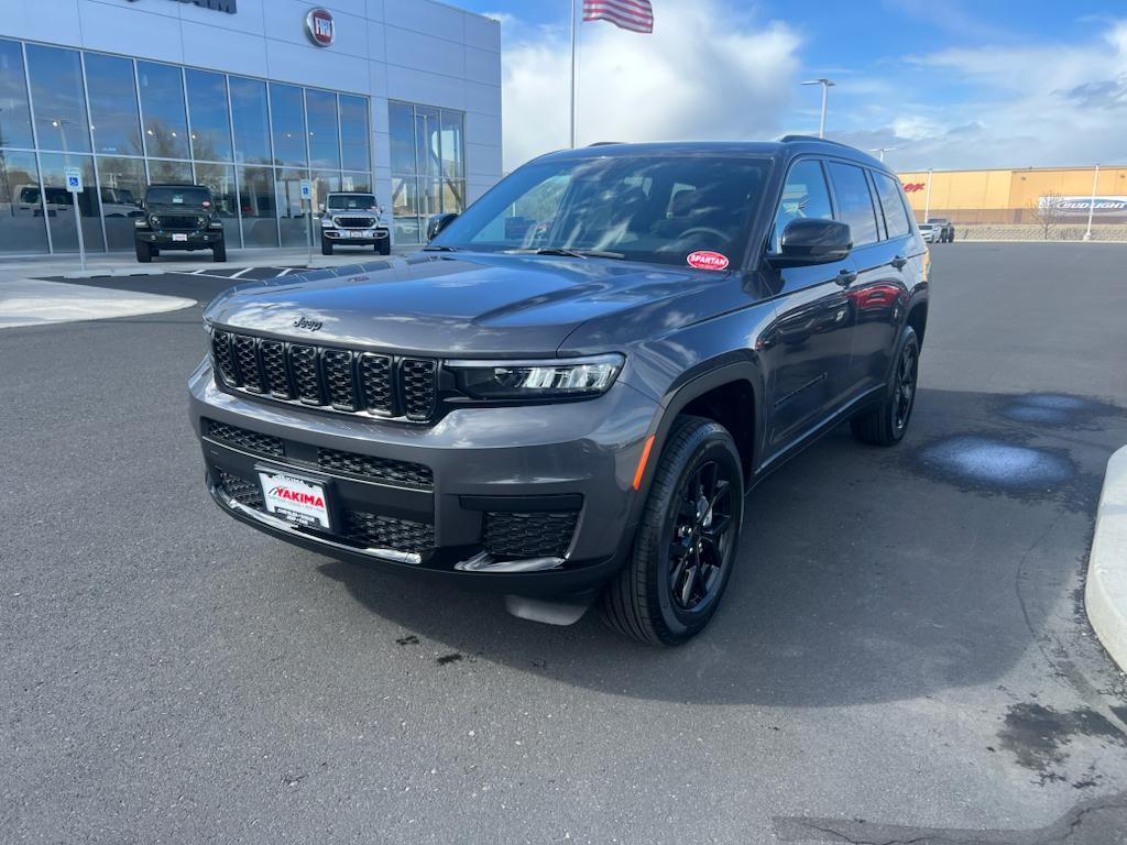 new 2025 Jeep Grand Cherokee L car, priced at $45,455