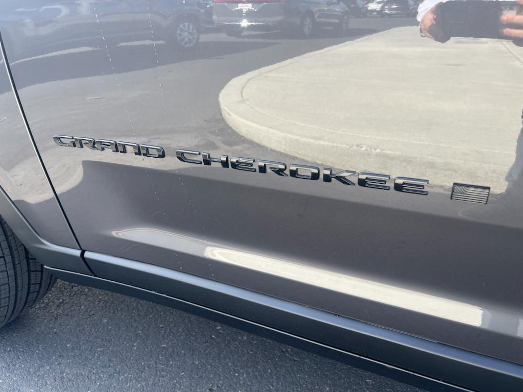 new 2025 Jeep Grand Cherokee L car, priced at $45,455