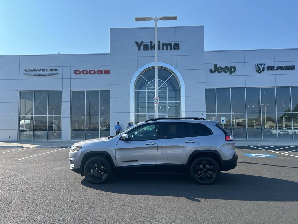 used 2020 Jeep Cherokee car, priced at $23,999