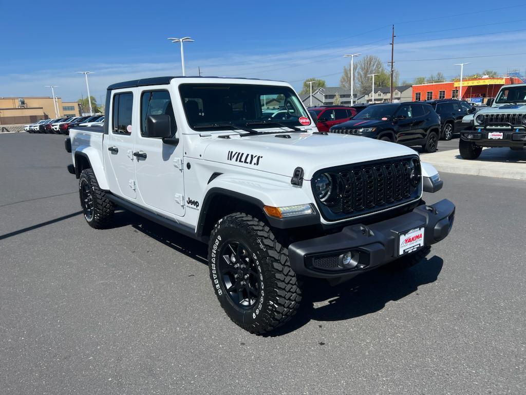 new 2025 Jeep Gladiator car, priced at $46,074