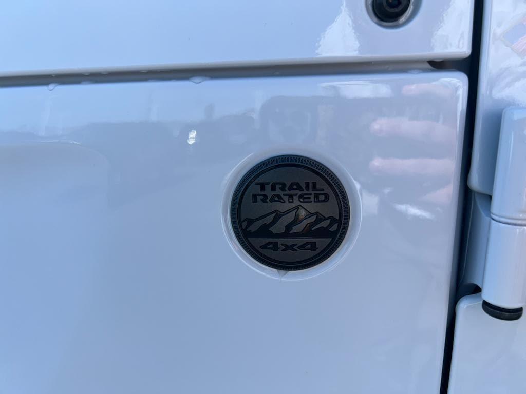 new 2025 Jeep Gladiator car, priced at $46,074