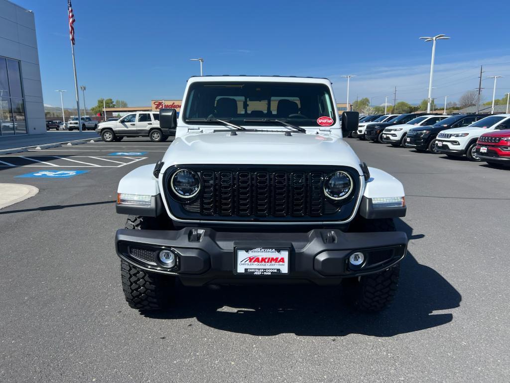 new 2025 Jeep Gladiator car, priced at $46,074
