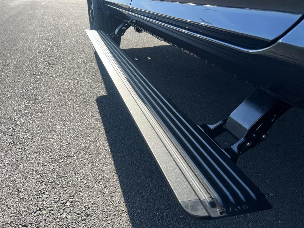 new 2025 Ram 2500 car, priced at $77,111