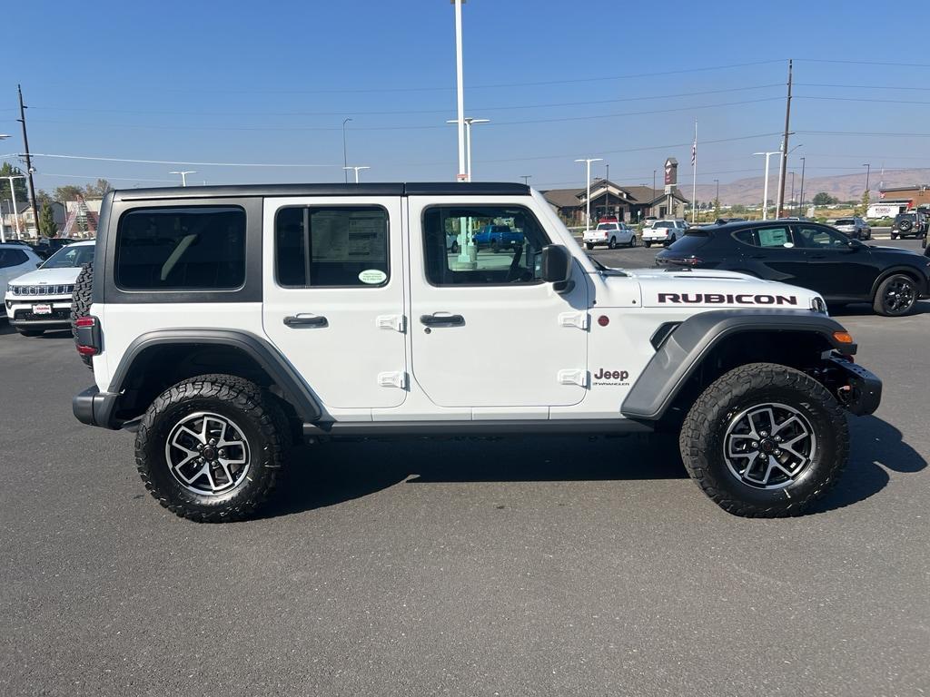new 2025 Jeep Wrangler car, priced at $61,002
