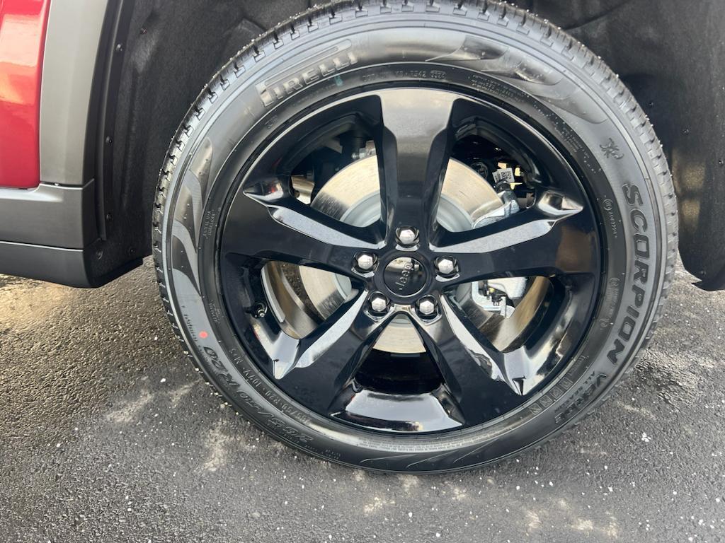 new 2025 Jeep Grand Cherokee L car, priced at $47,391