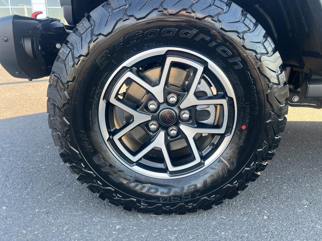 new 2025 Jeep Wrangler car, priced at $61,538