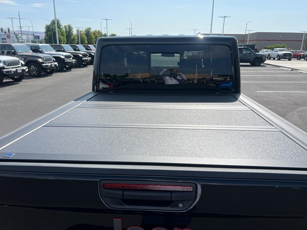 new 2025 Jeep Gladiator car, priced at $54,937