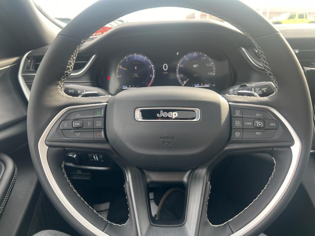 new 2025 Jeep Grand Cherokee L car, priced at $42,927