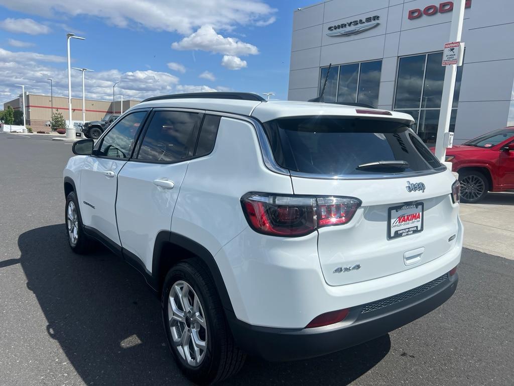 new 2025 Jeep Compass car, priced at $30,574