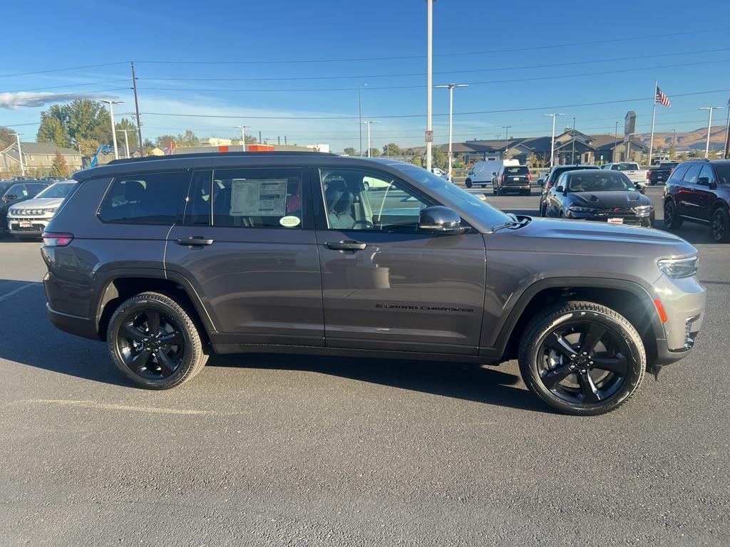 new 2025 Jeep Grand Cherokee L car, priced at $54,776