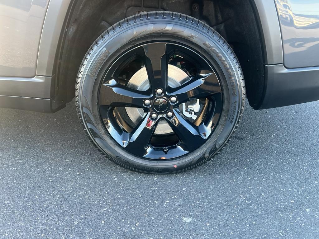 new 2025 Jeep Grand Cherokee L car, priced at $54,776