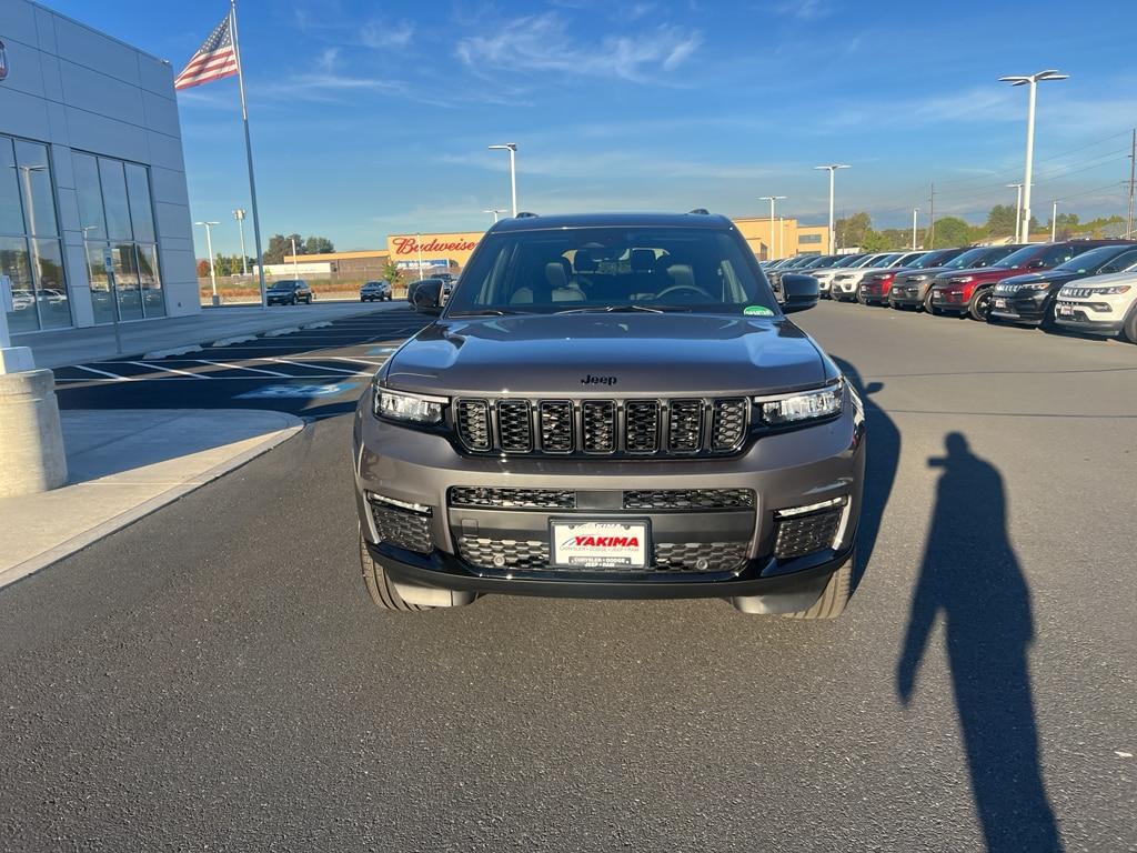 new 2025 Jeep Grand Cherokee L car, priced at $54,776