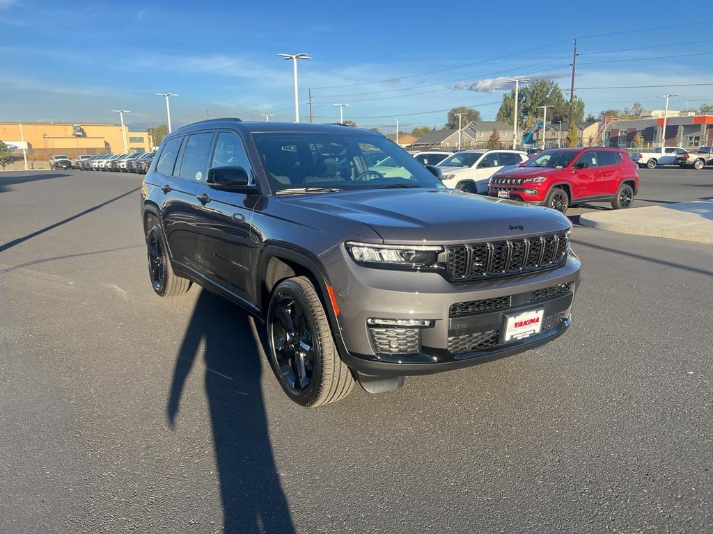 new 2025 Jeep Grand Cherokee L car, priced at $54,776