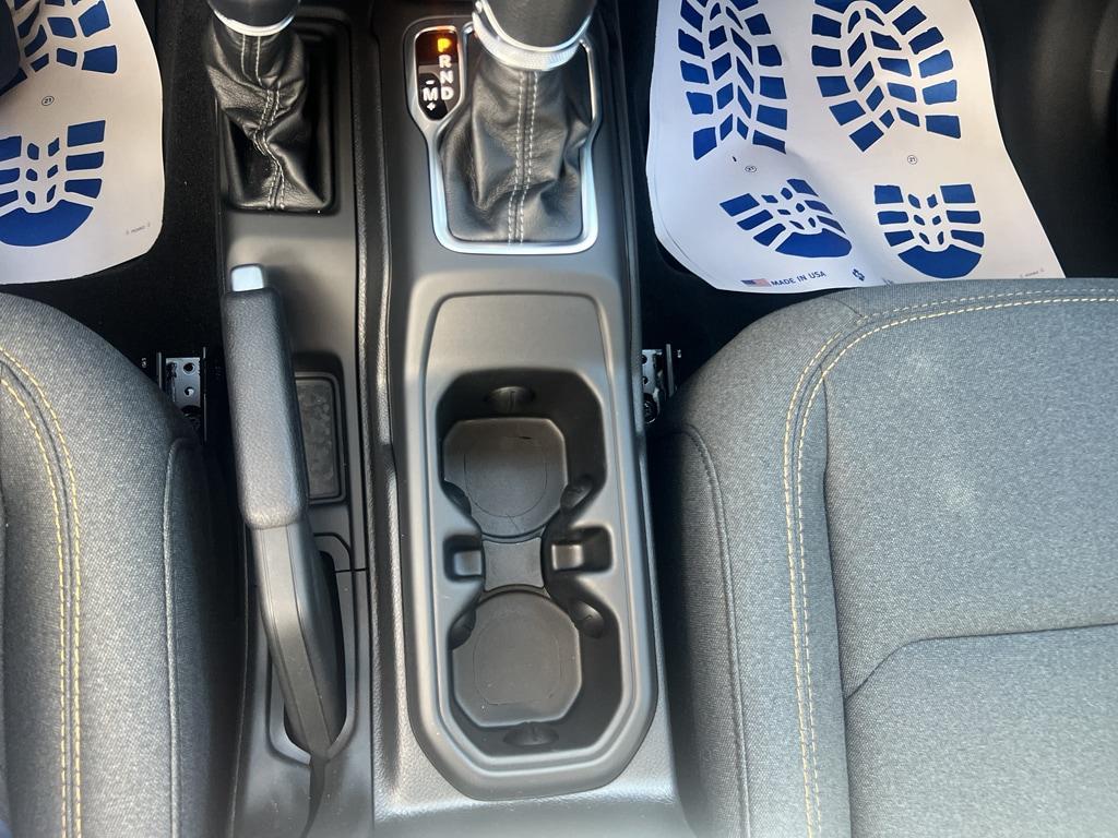 new 2025 Jeep Wrangler car, priced at $40,253