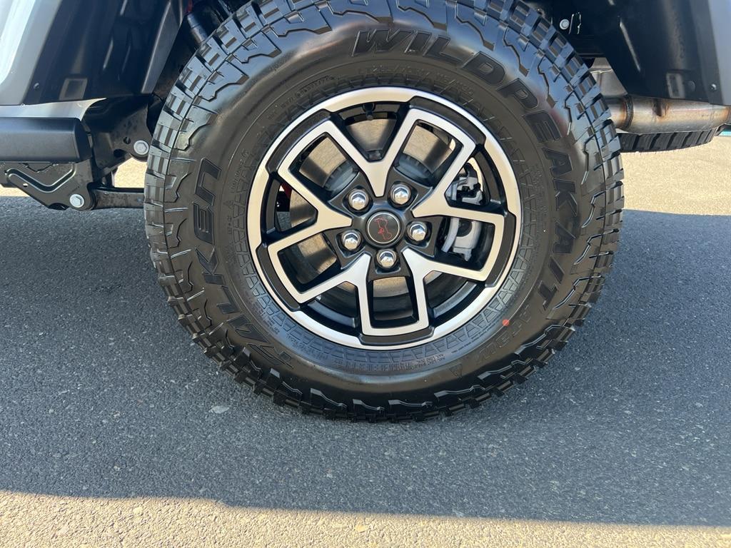 new 2025 Jeep Gladiator car, priced at $54,401