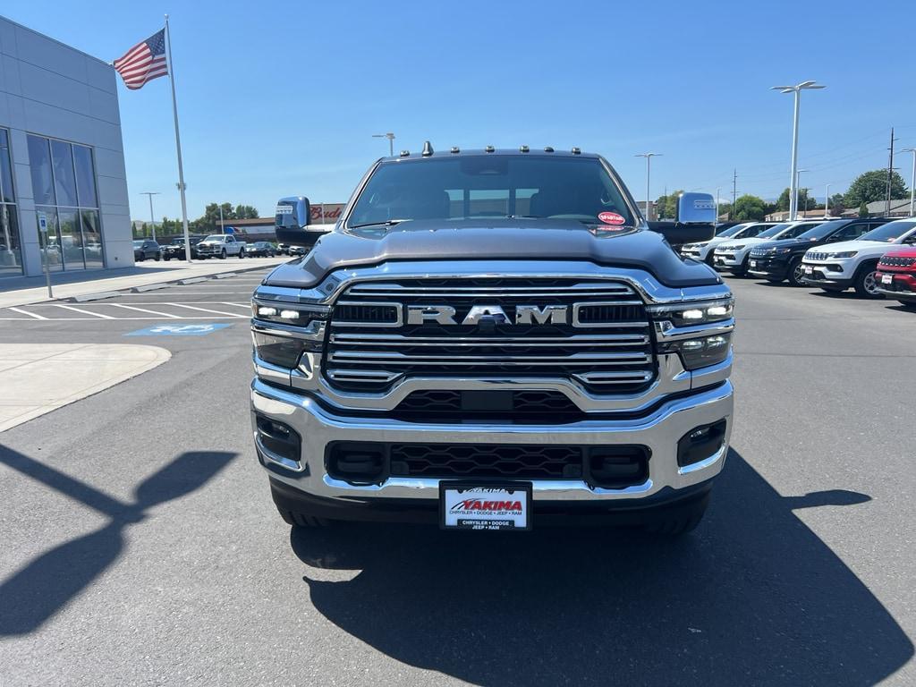 new 2025 Ram 3500 car, priced at $80,660