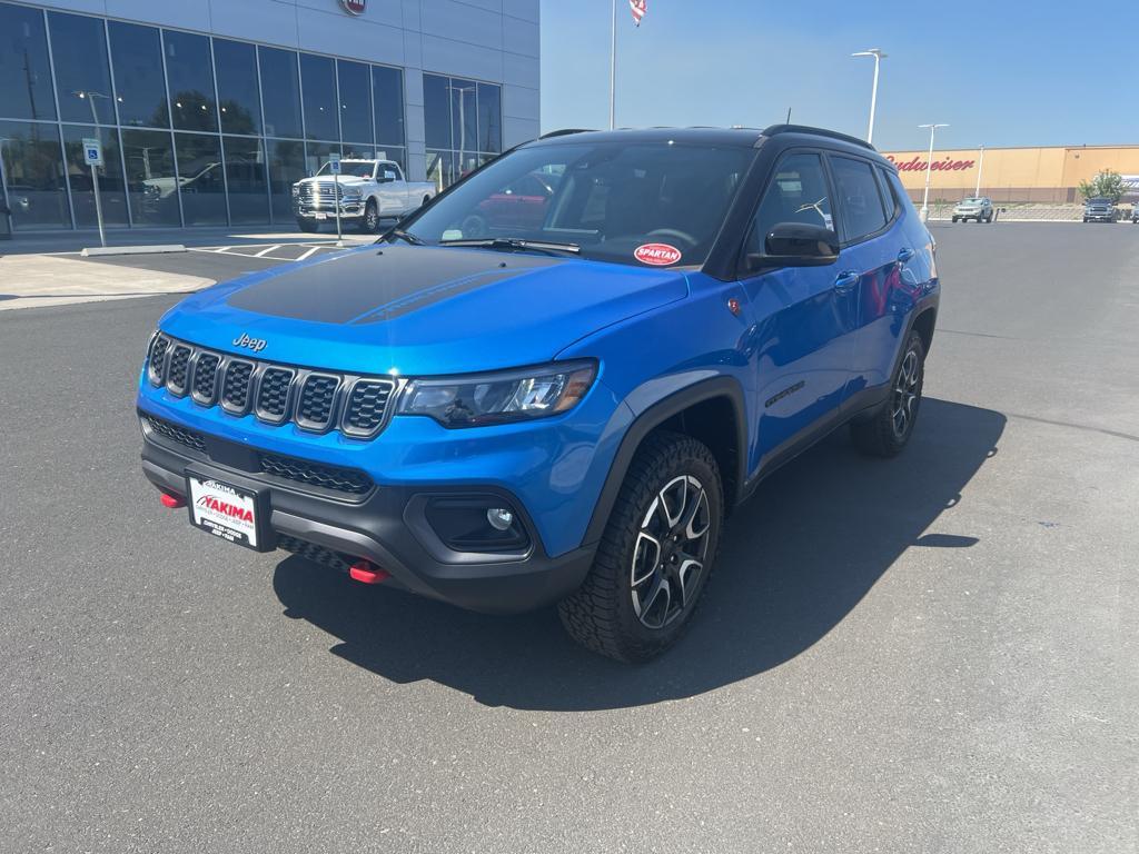 new 2024 Jeep Compass car, priced at $37,104