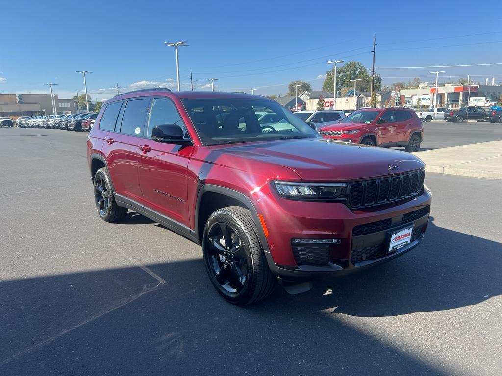 new 2025 Jeep Grand Cherokee L car, priced at $54,577