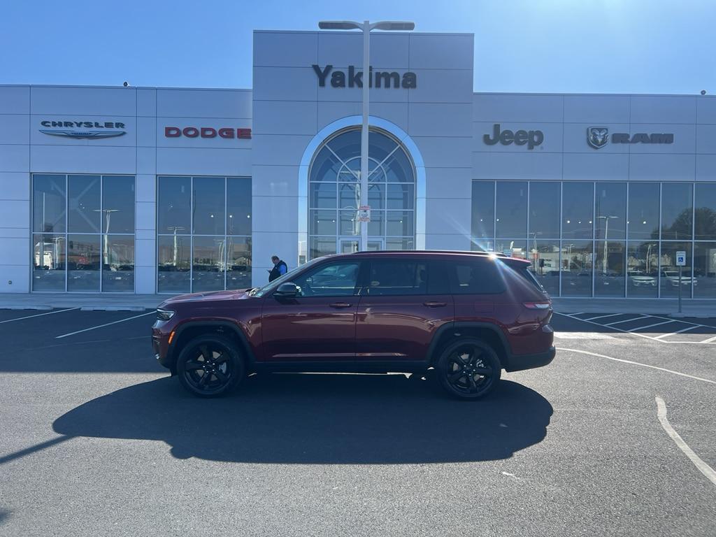 new 2025 Jeep Grand Cherokee L car, priced at $54,577