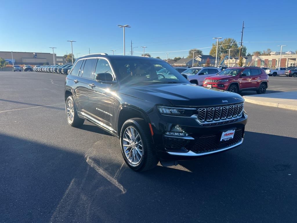 used 2022 Jeep Grand Cherokee car, priced at $35,999