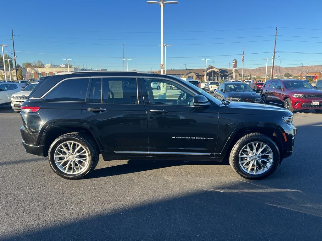 used 2022 Jeep Grand Cherokee car, priced at $35,999