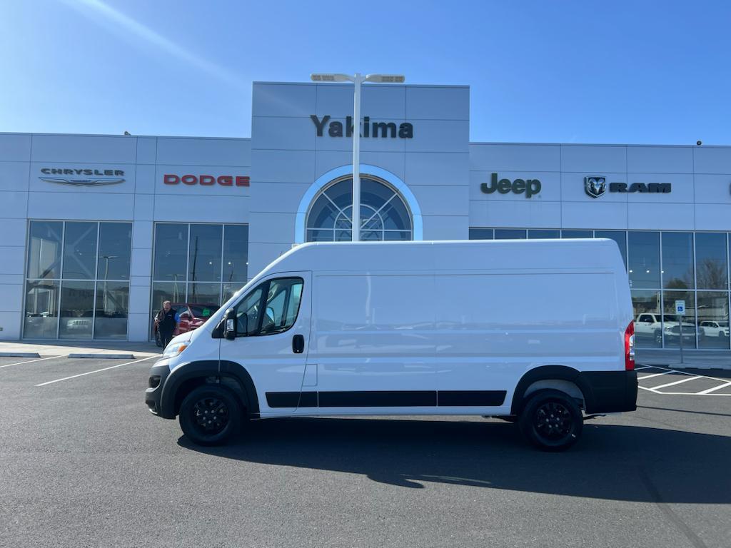 new 2025 Ram ProMaster 2500 car, priced at $57,663