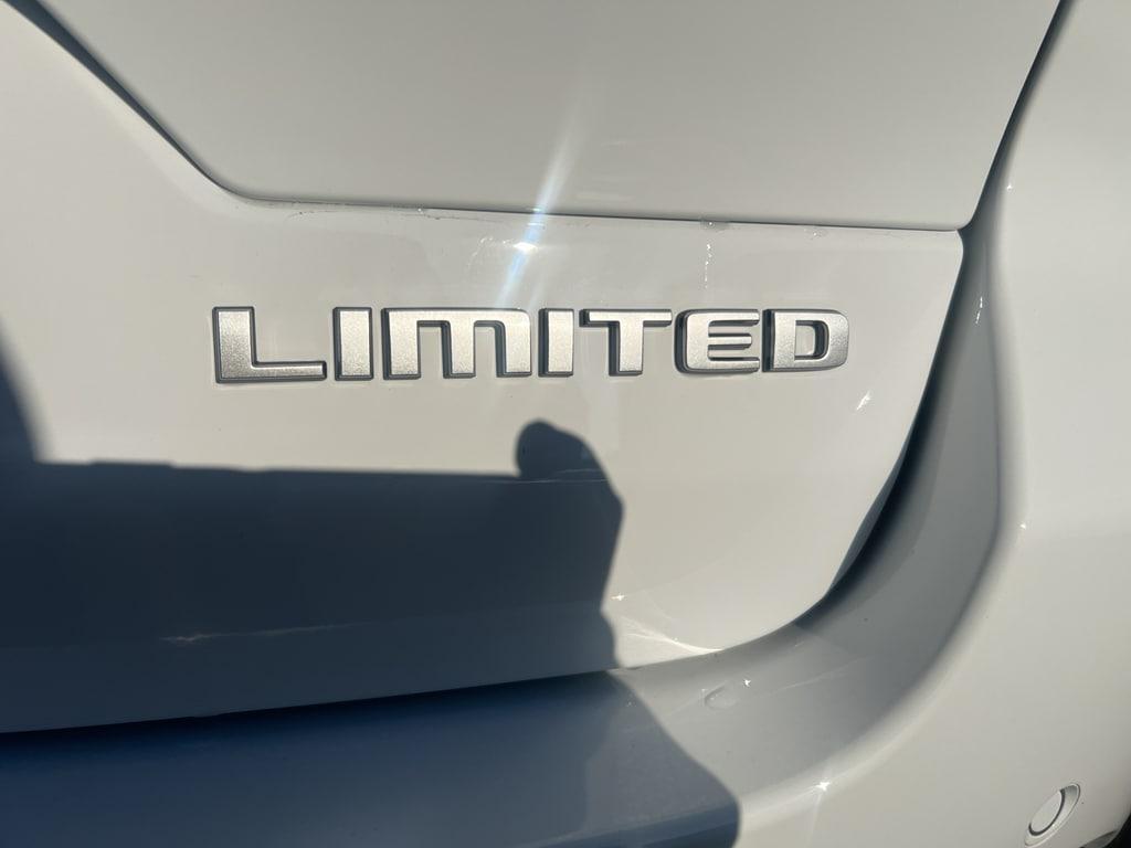 new 2025 Jeep Grand Cherokee car, priced at $49,788