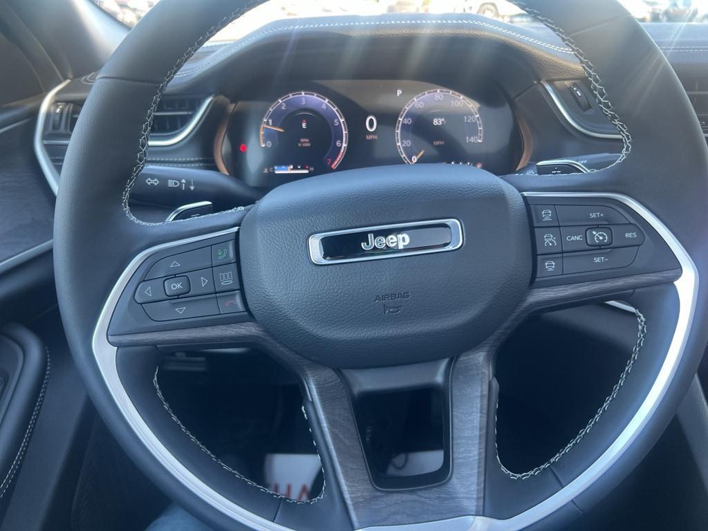 new 2025 Jeep Grand Cherokee car, priced at $49,788