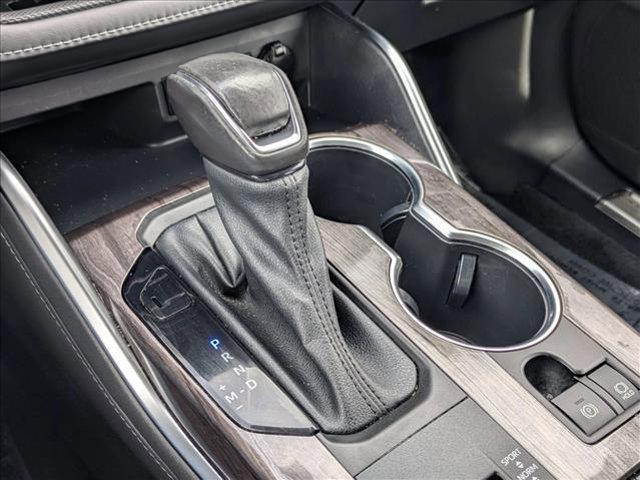 used 2021 Toyota Highlander car, priced at $25,796