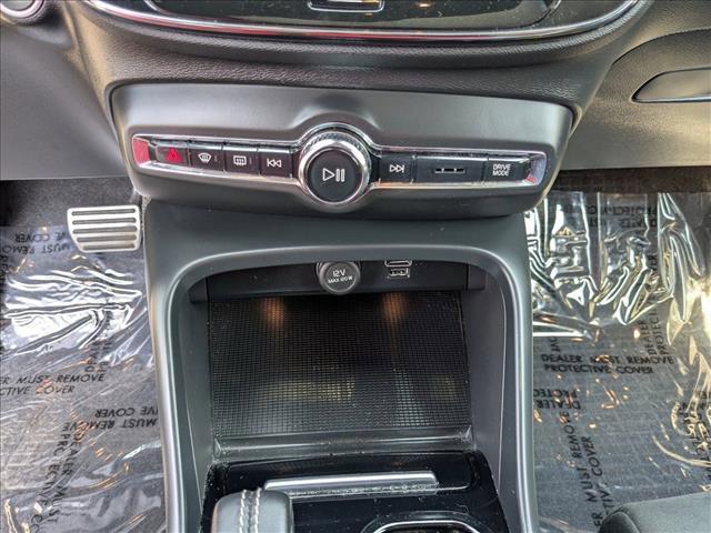 used 2021 Volvo XC40 car, priced at $23,395