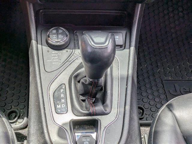 used 2019 Jeep Cherokee car, priced at $18,896