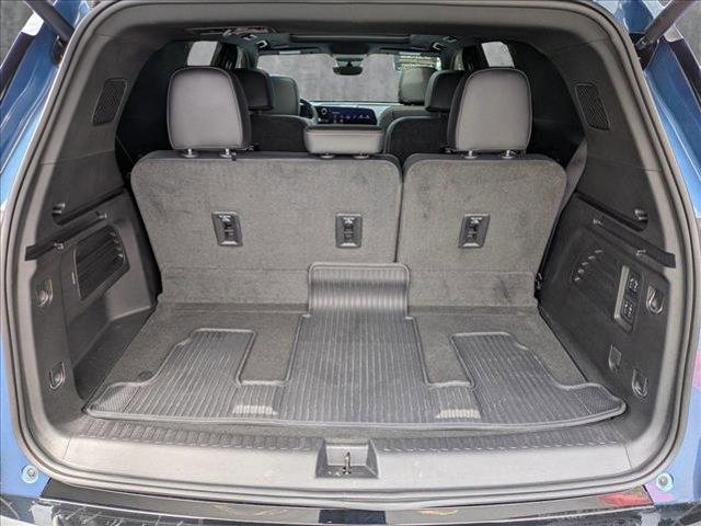 used 2025 Chevrolet Traverse car, priced at $52,949