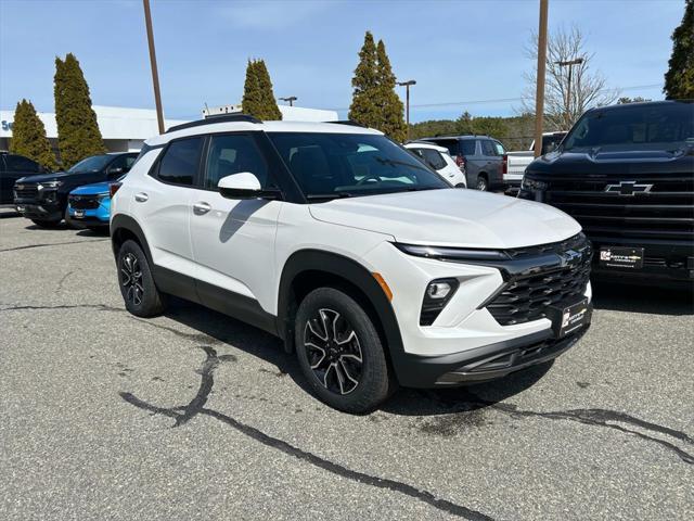 new 2025 Chevrolet TrailBlazer car, priced at $32,825