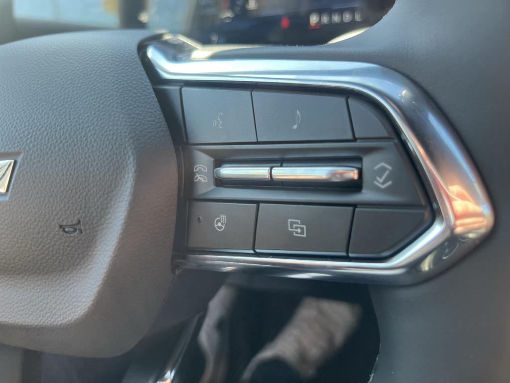 new 2026 Chevrolet Equinox car, priced at $36,340