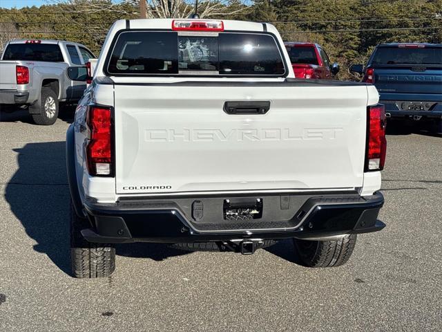 new 2025 Chevrolet Colorado car, priced at $45,270