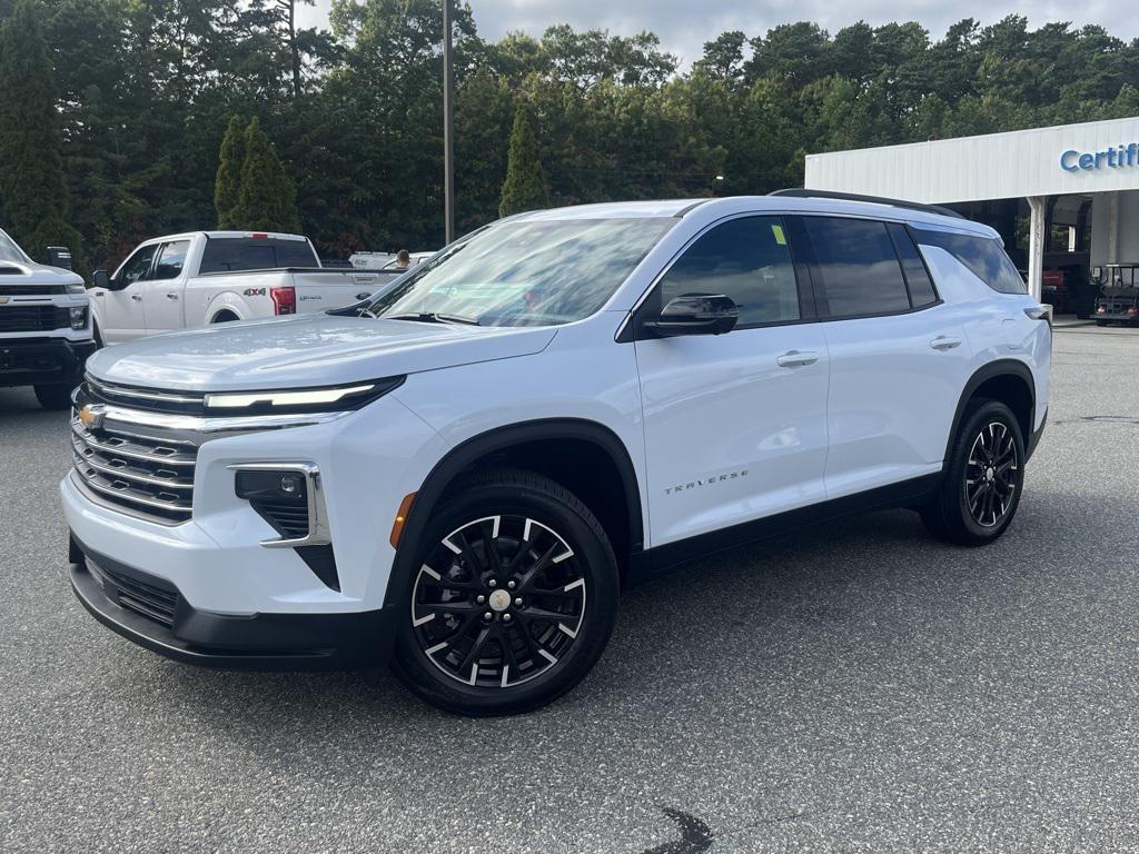new 2026 Chevrolet Traverse car, priced at $48,840