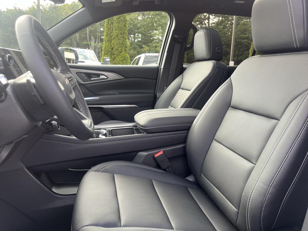new 2026 Chevrolet Traverse car, priced at $48,840