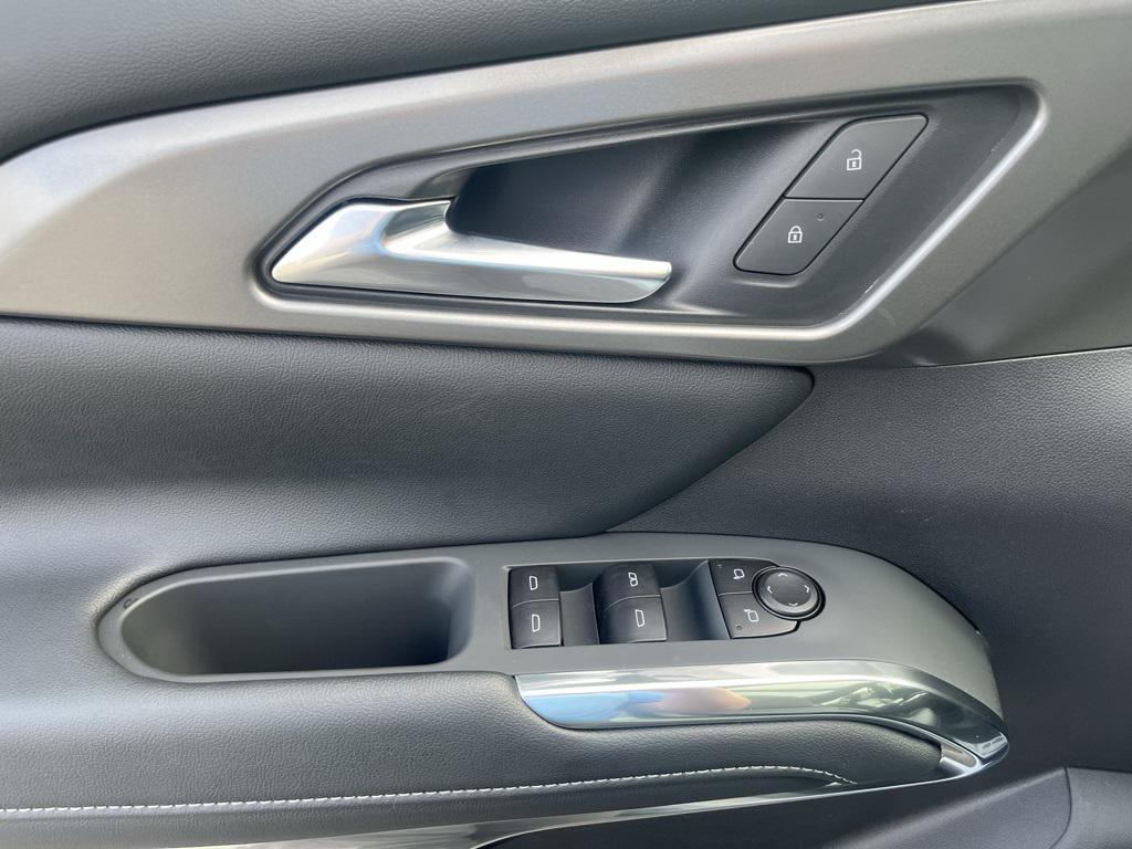 new 2026 Chevrolet Traverse car, priced at $48,840