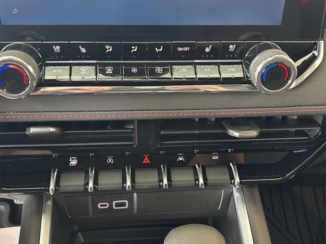 new 2025 Chevrolet Colorado car, priced at $48,105